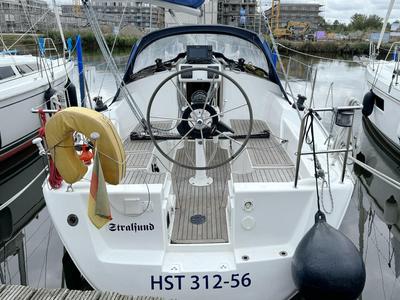 Cockpit of Mizar, a Hanse Yachts Hanse 315 sailboat at Barth, Germany