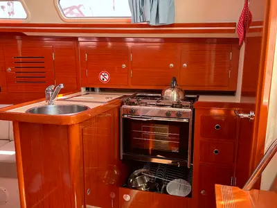 Galley of Mizar, a Hanse Yachts Hanse 315 sailboat at Barth, Germany