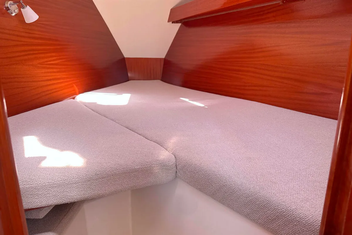 Cabin on Mizar, a Hanse Yachts Hanse 315 sailboat at Barth, Germany