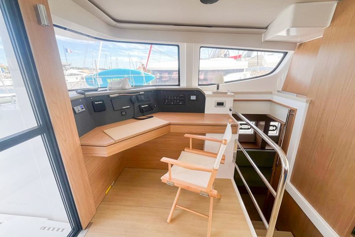 Salon of Queen Mary, a Bali 4.6 - 4 cab. OW catamaran at Hyères, France