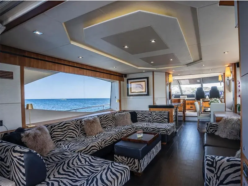 Salon of Goldeneye, a Sunseeker International Sunseeker Manhattan 73 yacht at Grad Šibenik, Croatia