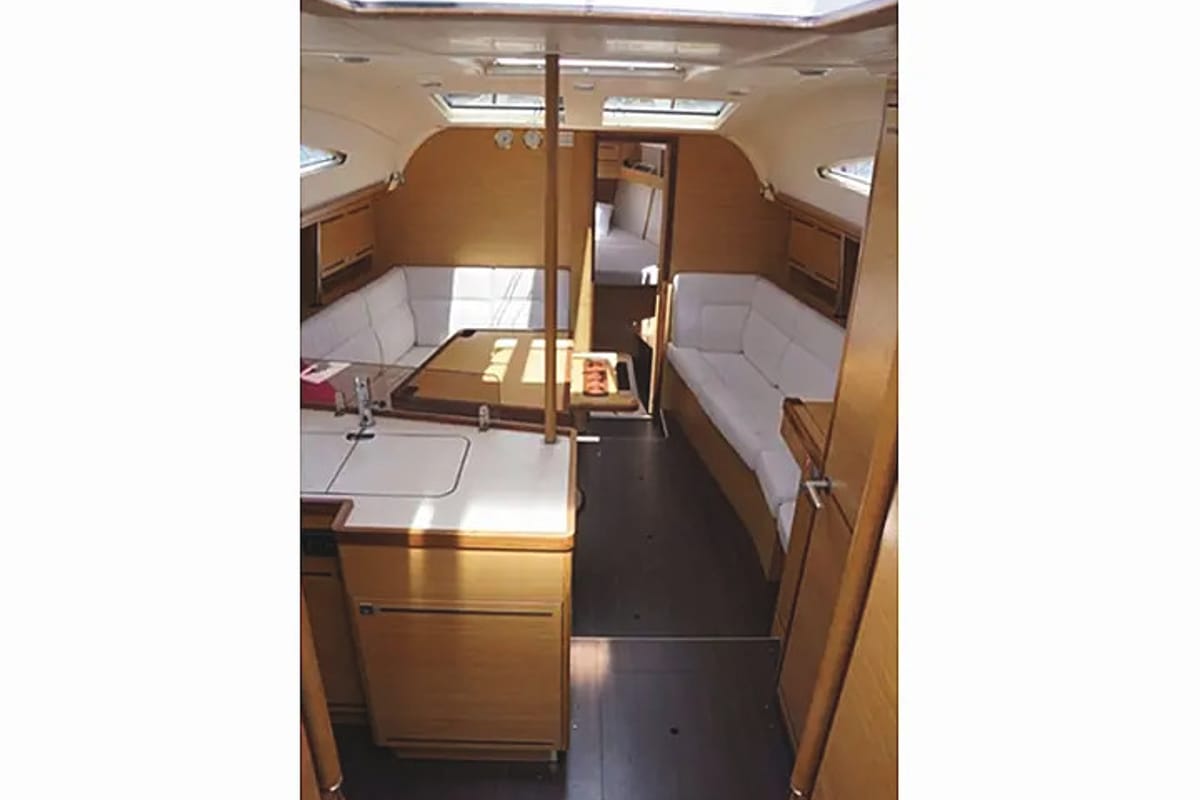 Salon of Thalia, a Elan 394 Impression sailboat at Kontokali, Greece