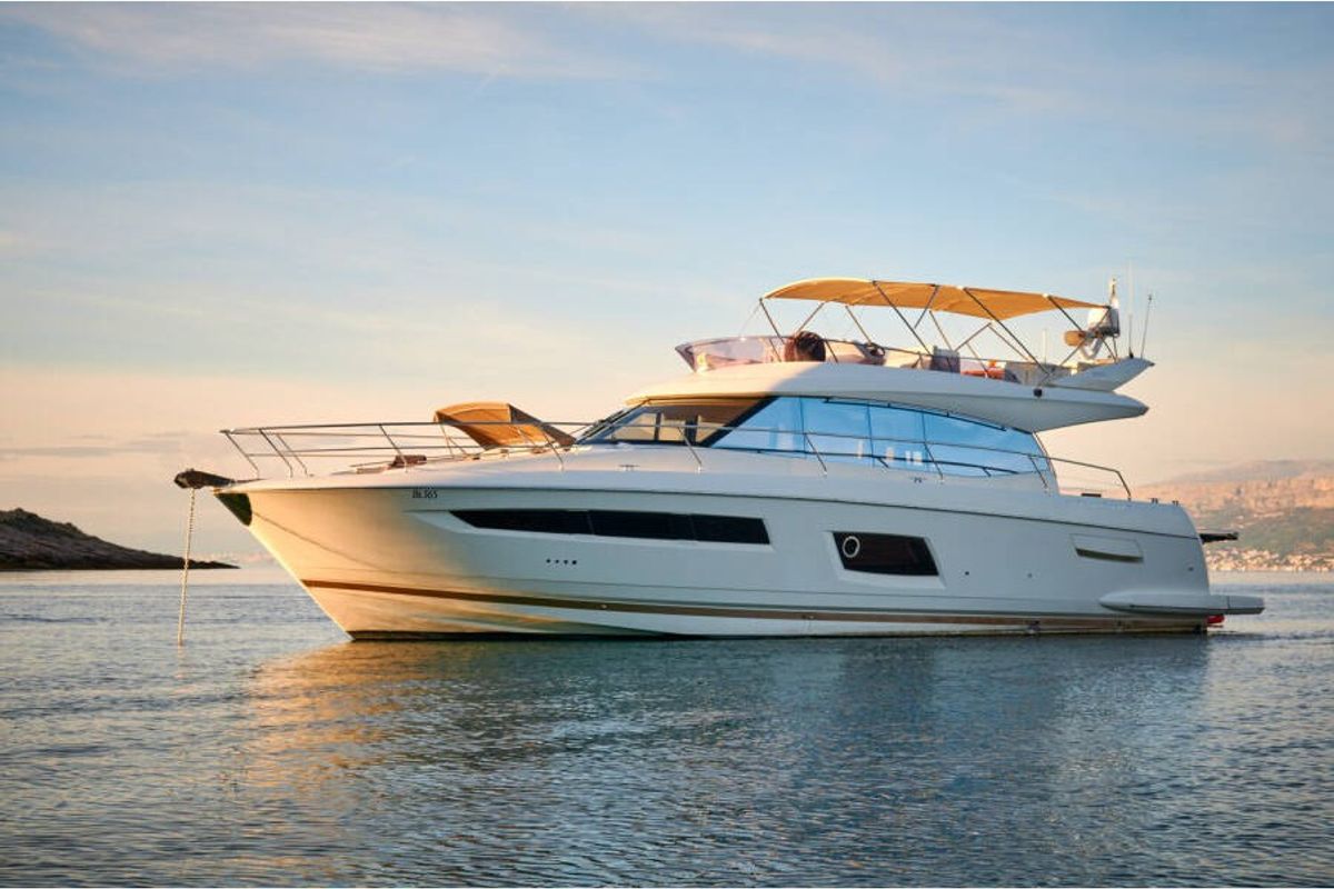 Exterior view of Very Bery, a Prestige 550 Fly motorboat at Primošten, Croatia