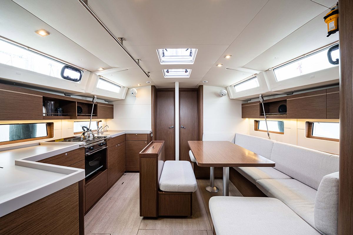 Salon of Esperanza, a Beneteau Oceanis 46.1 sailboat at Lavreotiki Municipal Unit, Greece
