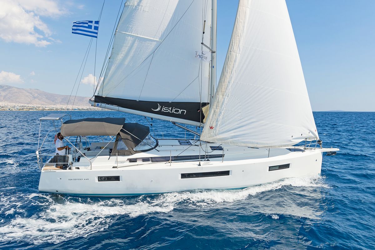 Exterior view of Dory, a Jeanneau Sun Odyssey 440 sailboat at Gouvia, Greece