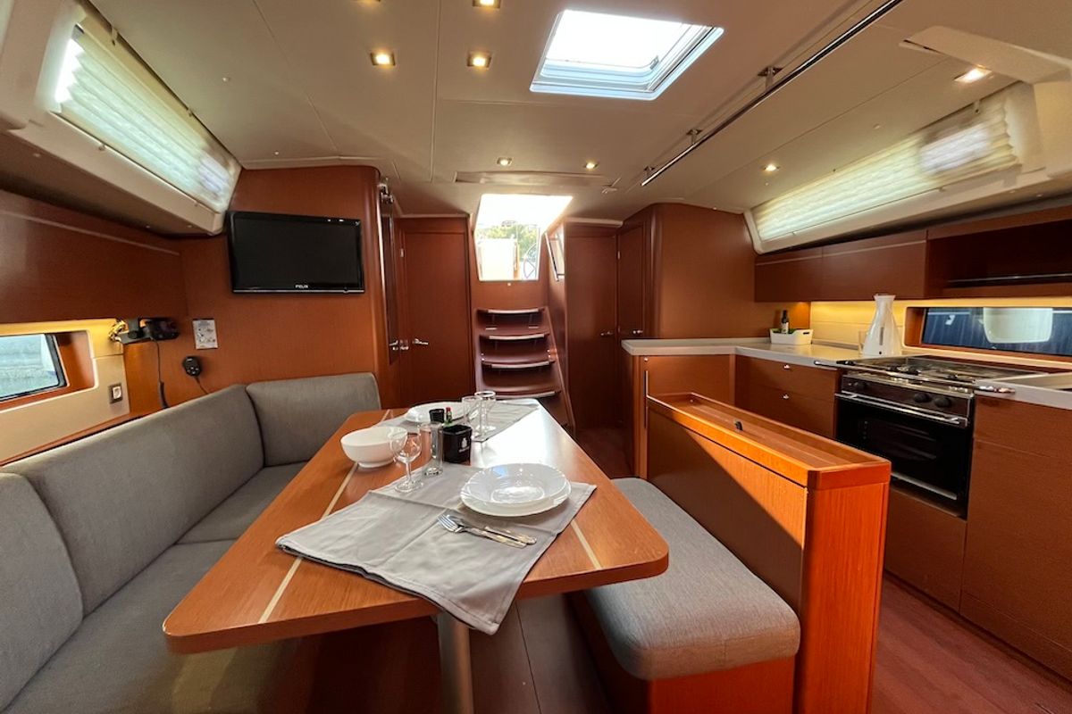 Salon of Marilyn, a Beneteau Oceanis 46.1 sailboat at Athens, Greece