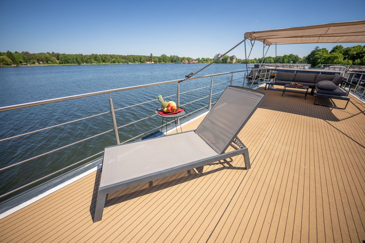 Deck of RedWine, a Woma D13 motorboat at Fürstenberg/Havel, Germany