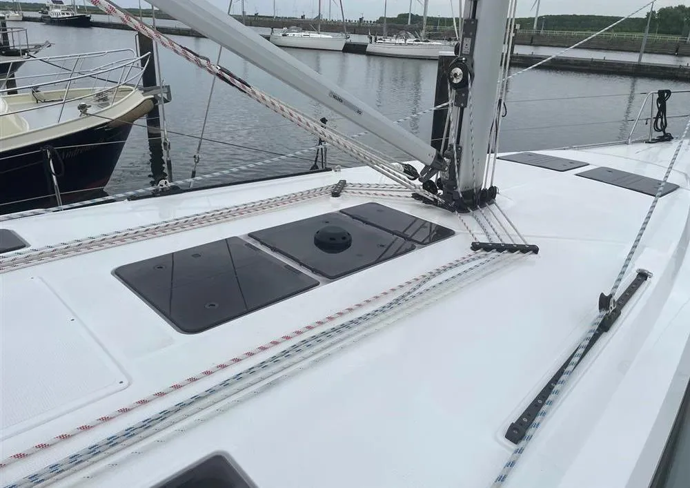 Leonidas, a Bavaria Bavaria Cruiser 46 sailboat at Municipal Unit of Lefkada, Greece