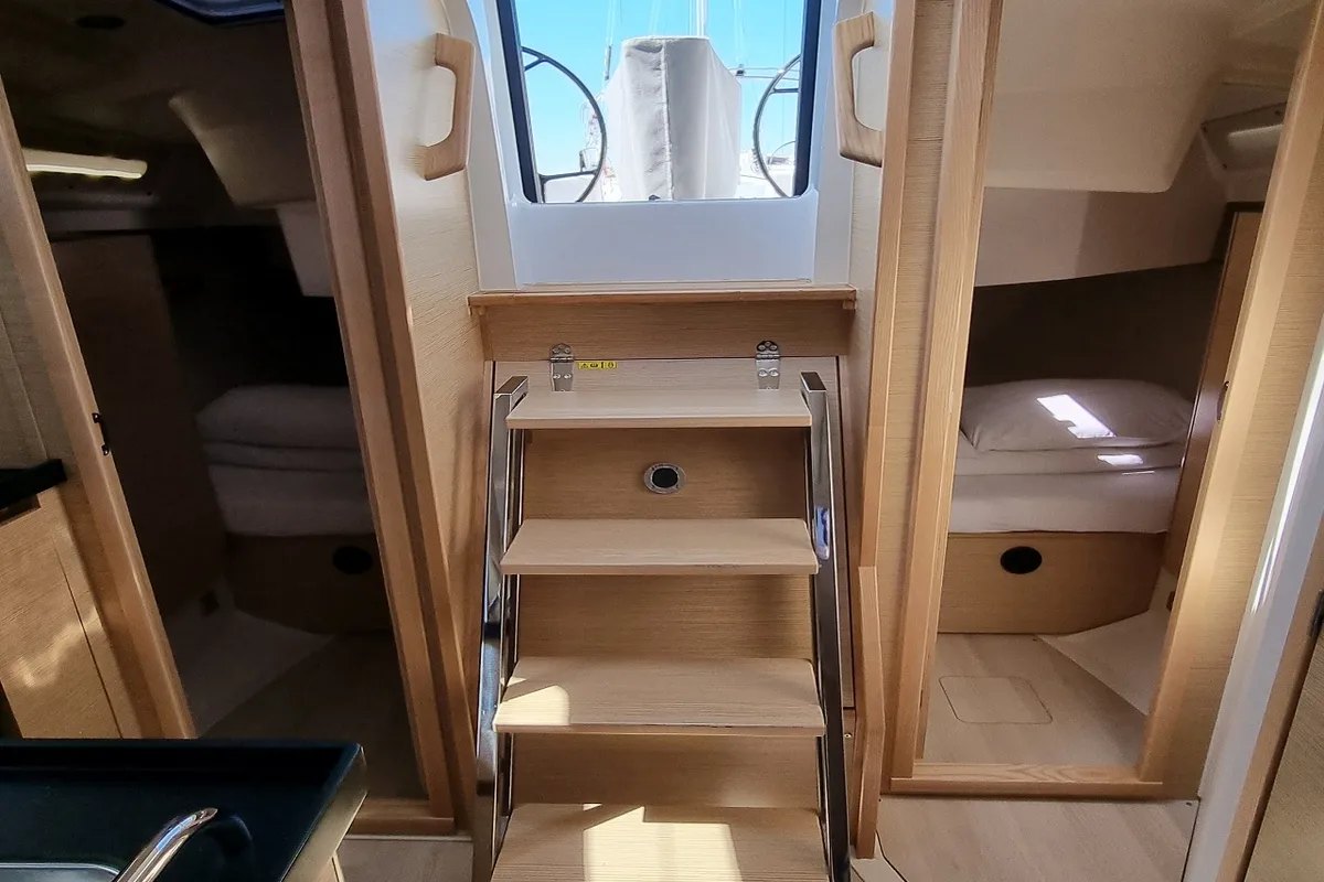 Salon of Larod, a Hanse Yachts Hanse 348 sailboat at Grad Pula, Croatia