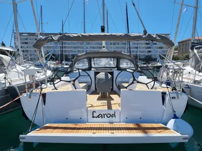 Cockpit of Larod, a Hanse Yachts Hanse 348 sailboat at Grad Pula, Croatia