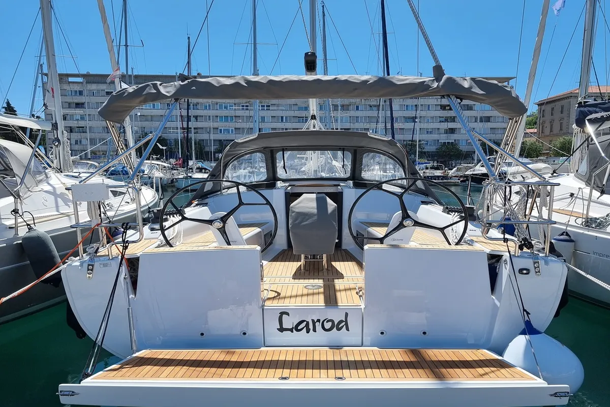 Cockpit of Larod, a Hanse Yachts Hanse 348 sailboat at Grad Pula, Croatia