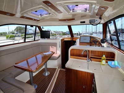 Salon of Bianca, a SAS - Vektor Adriana 44 yacht at Općina Sukošan, Croatia
