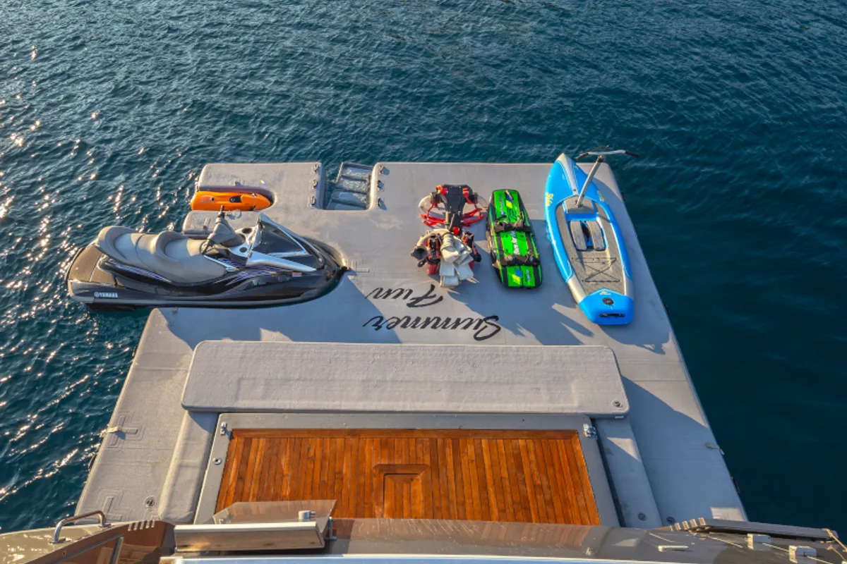 SUMMER FUN, a Admiral Yachts Admiral 101 yacht at Athens, Greece