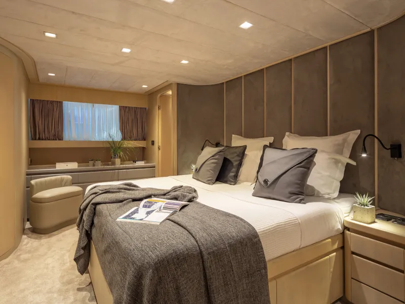 Cabin on SUMMER FUN, a Admiral Yachts Admiral 101 yacht at Athens, Greece