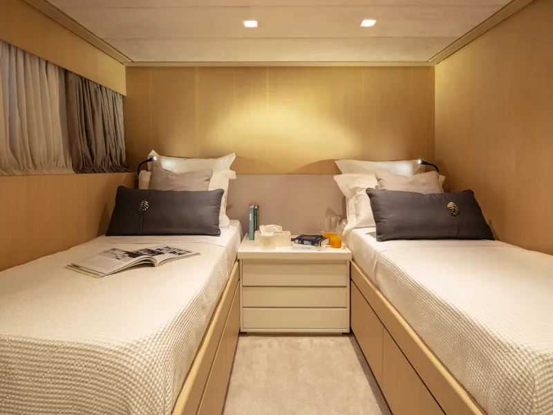 Cabin on SUMMER FUN, a Admiral Yachts Admiral 101 yacht at Athens, Greece