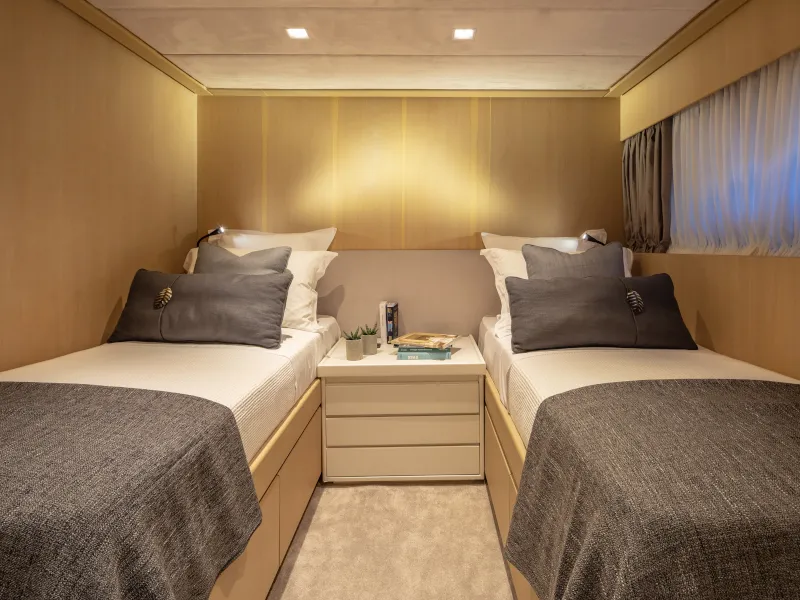 Cabin on SUMMER FUN, a Admiral Yachts Admiral 101 yacht at Athens, Greece