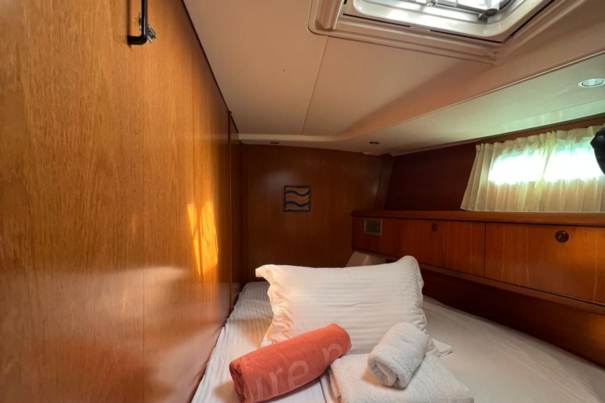Cabin on Morpheus, a Jeanneau Sun Odyssey 54DS sailboat at Gouvia, Greece