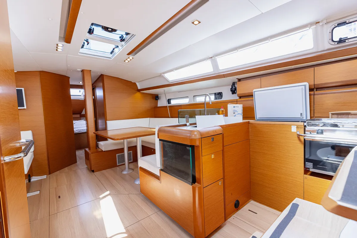 Salon of Ventus, a Jeanneau Sun Odyssey 449 sailboat at Grad Kaštela, Croatia