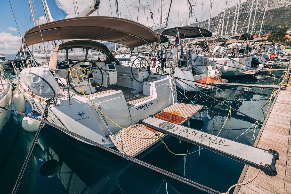 Exterior view of Ventus, a Jeanneau Sun Odyssey 449 sailboat at Grad Kaštela, Croatia