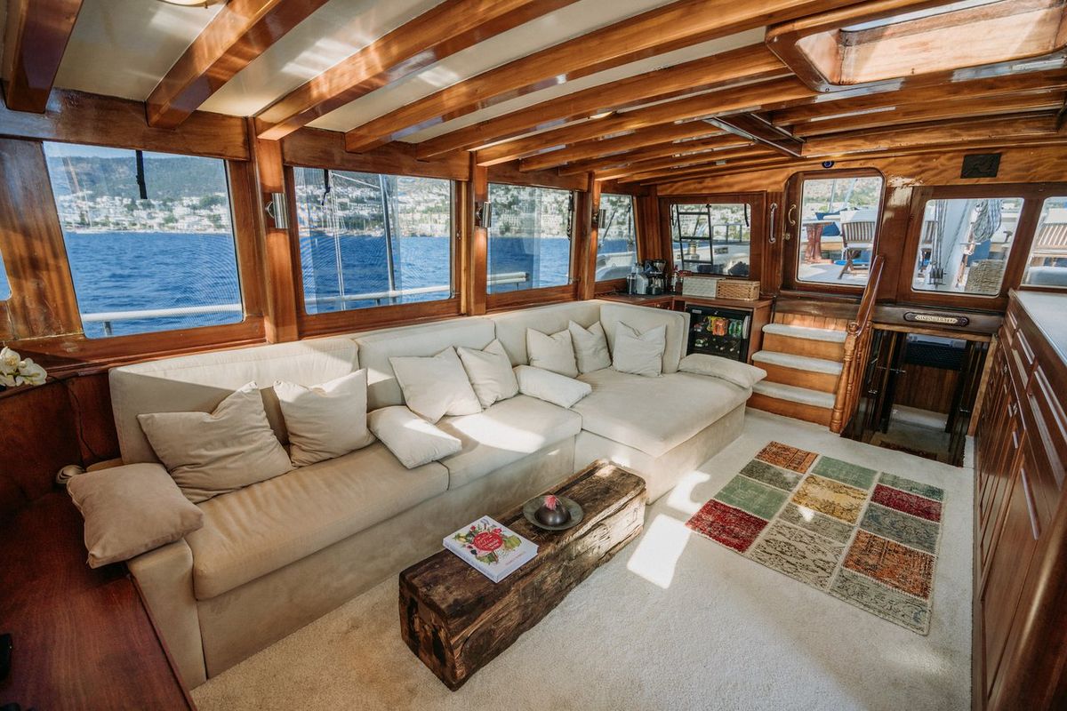 Salon of Beyaz Lale, a Custom Made Beyaz Lale yacht at Kos, Greece