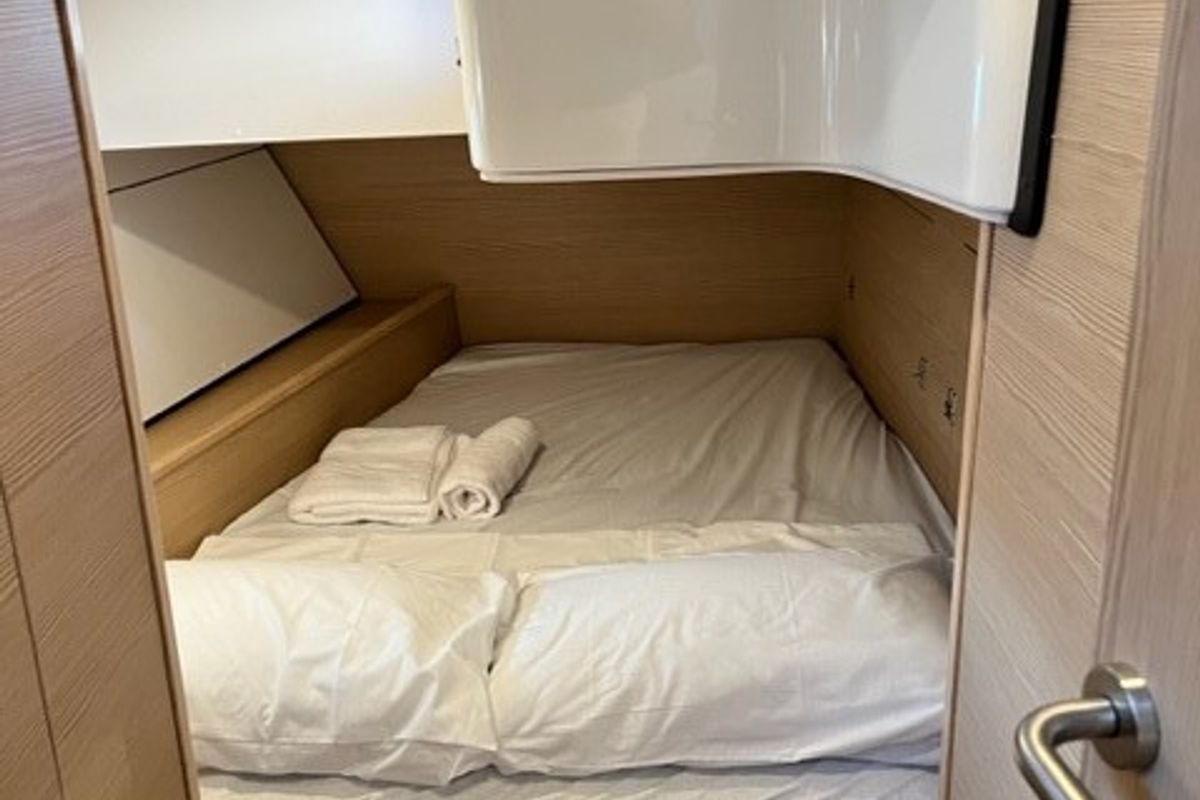 Cabin on Sofia Blu, a D&D Kufner 54 Exclusive sailboat at Salerno, Italy