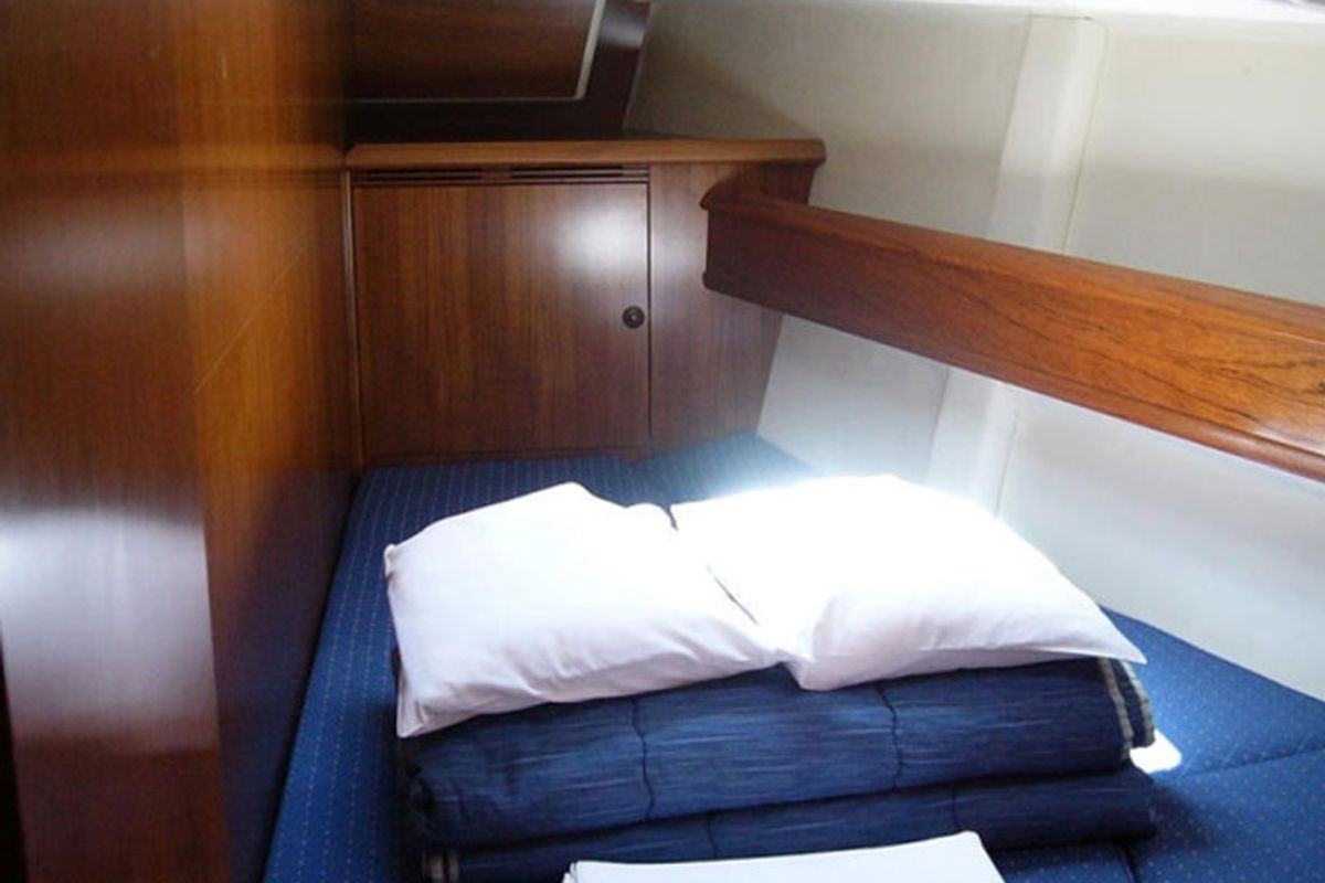 Cabin on Mondox, a Jeanneau Sun Odyssey 45 sailboat at Fezzano, Italy
