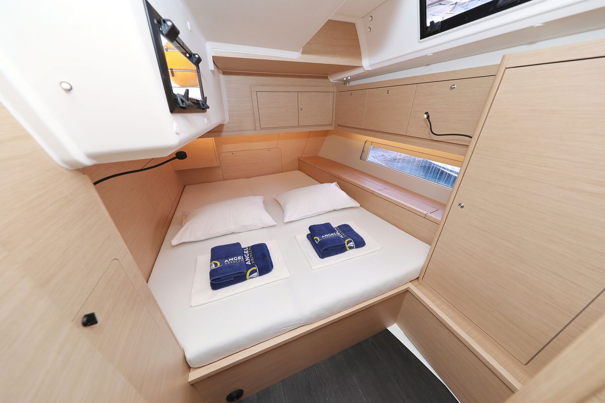 Cabin on Rock & Roll, a Dufour 470 sailboat at Primošten, Croatia