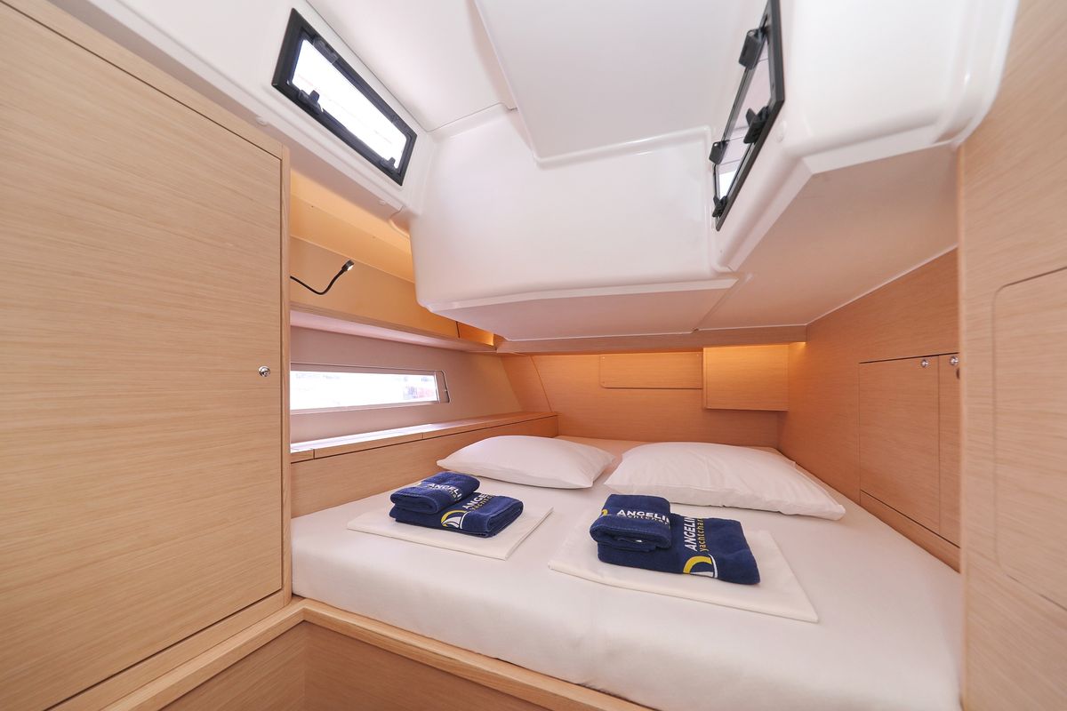 Cabin on Rock & Roll, a Dufour 470 sailboat at Primošten, Croatia