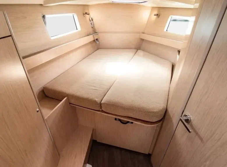 Cabin on Kos , a Beneteau Oceanis 41.1 sailboat at Municipal Unit of Lefkada, Greece
