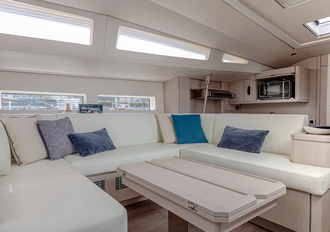Salon of Elyvian Breeze, a Jeanneau 60 sailboat at Santa Maria di Leuca, Italy