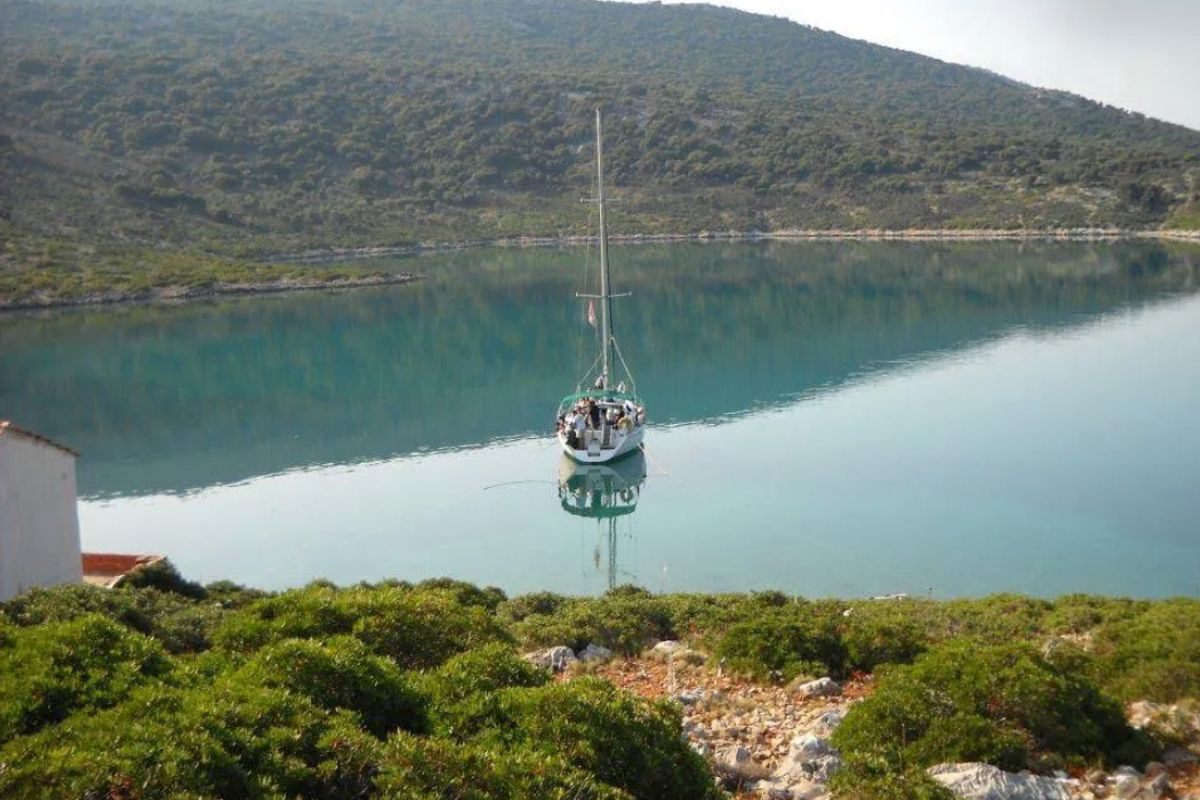 Exterior view of Kleio, a Beneteau Oceanis 381 sailboat at Volos Municipality, Greece