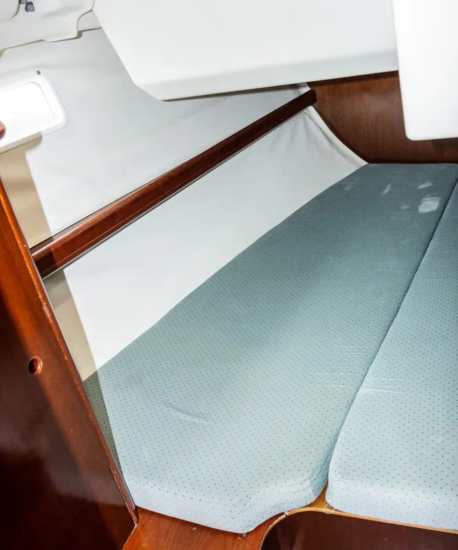 Cabin on Kleio, a Beneteau Oceanis 381 sailboat at Volos Municipality, Greece
