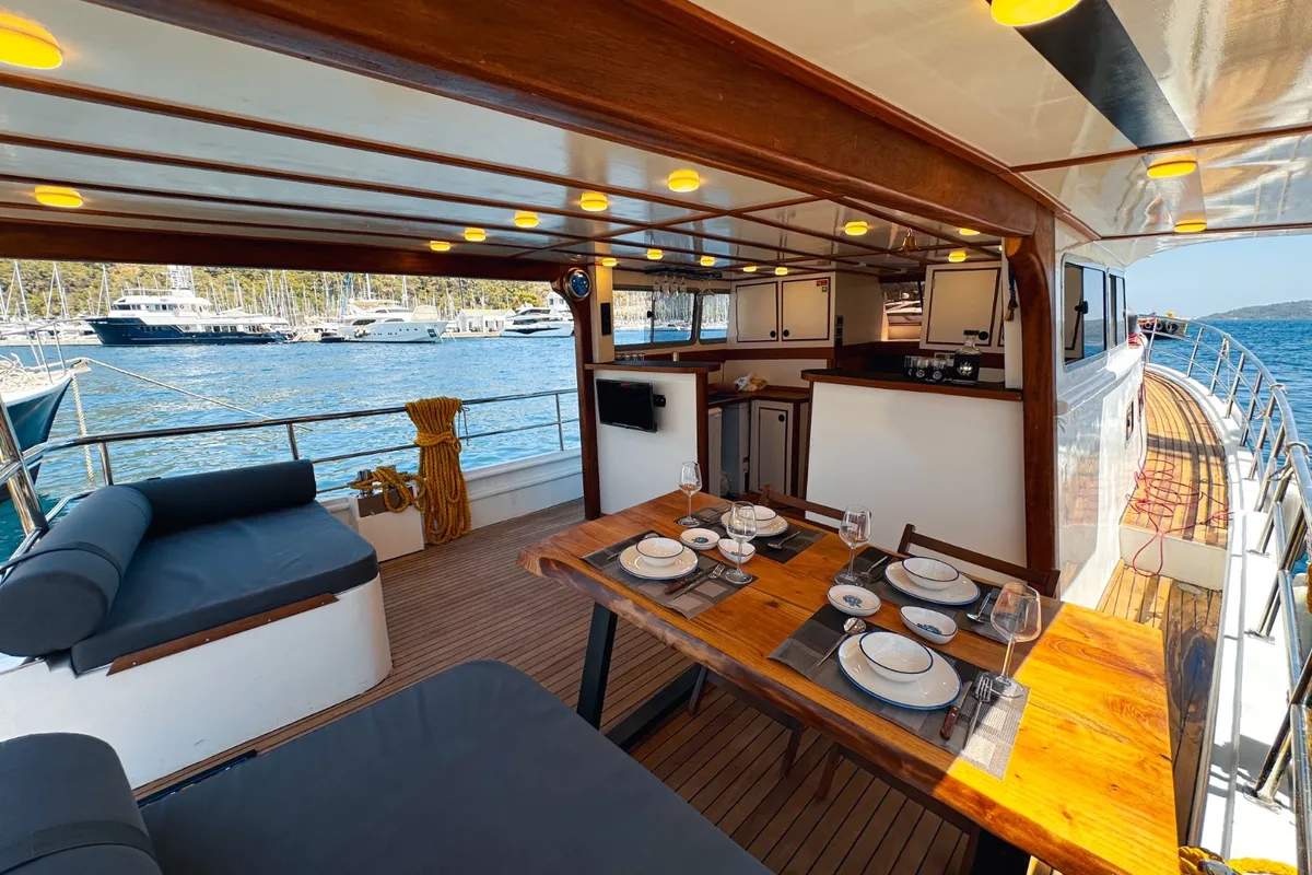 Deck of AYKEN, a Custom Made Ayken yacht at Bakırköy, Turkey