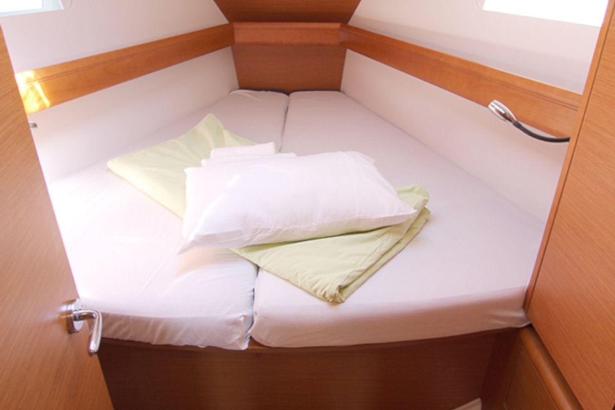 Cabin on Gaia, a Jeanneau Sun Odyssey 449 sailboat at Lavreotiki Municipal Unit, Greece