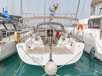 Cockpit of Tria S, a Hanse Yachts Hanse 430 sailboat at Kos, Greece