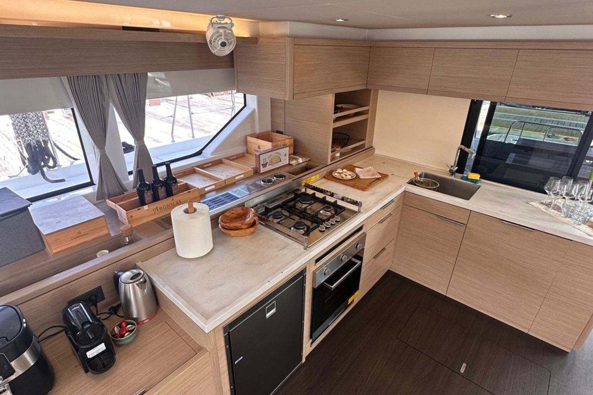 Galley of MAUI (PTP), a Lagoon 55 catamaran at Le Gosier, France