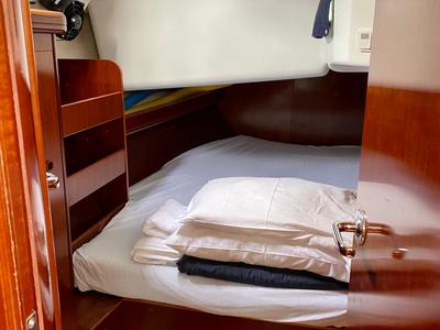 Cabin on Argo, a Beneteau Oceanis 423 sailboat at Flisvos Marina, Greece