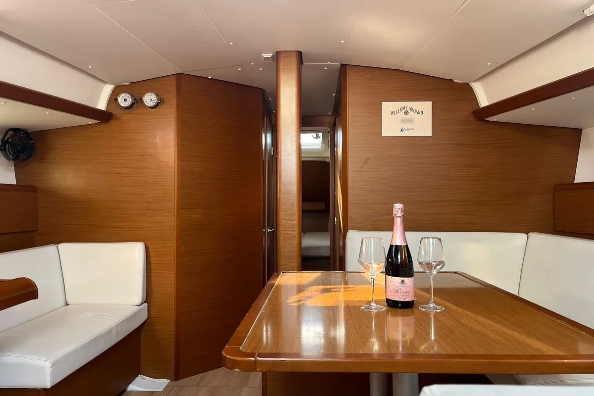 Salon of Baez, a Jeanneau Sun Odyssey 449 sailboat at Općina Sukošan, Croatia