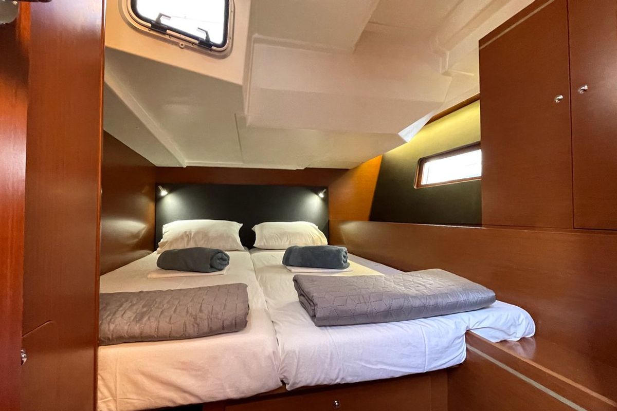 Cabin on Black Swan, a Beneteau Oceanis 51.1 sailboat at Athens, Greece
