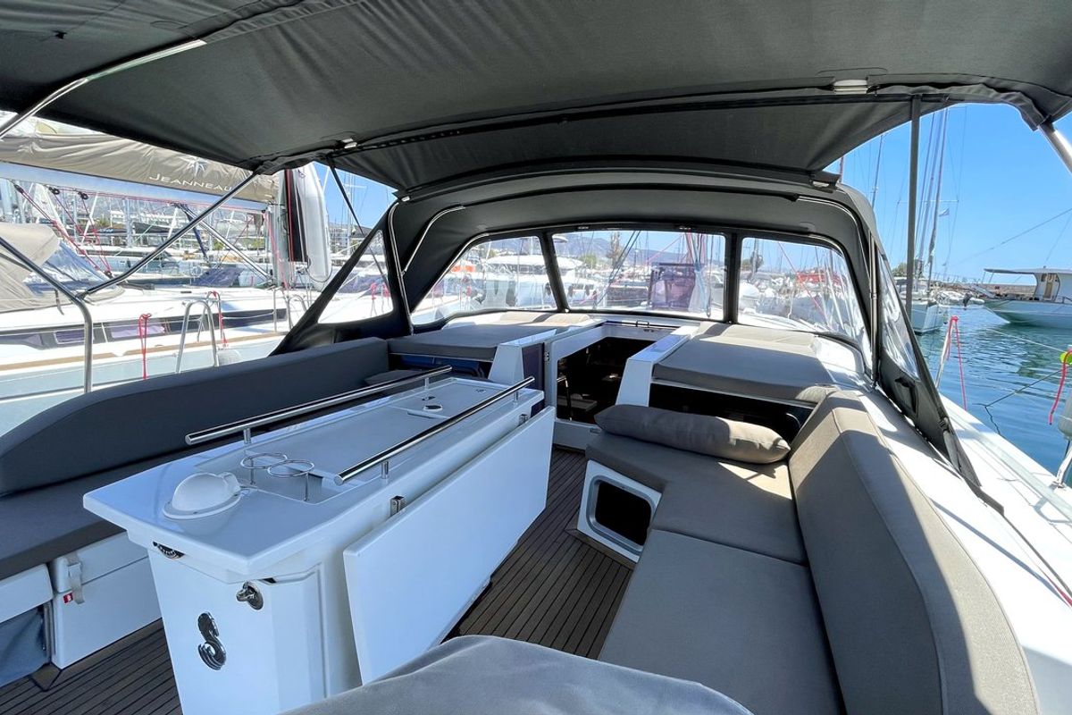 Deck of Black Swan, a Beneteau Oceanis 51.1 sailboat at Athens, Greece