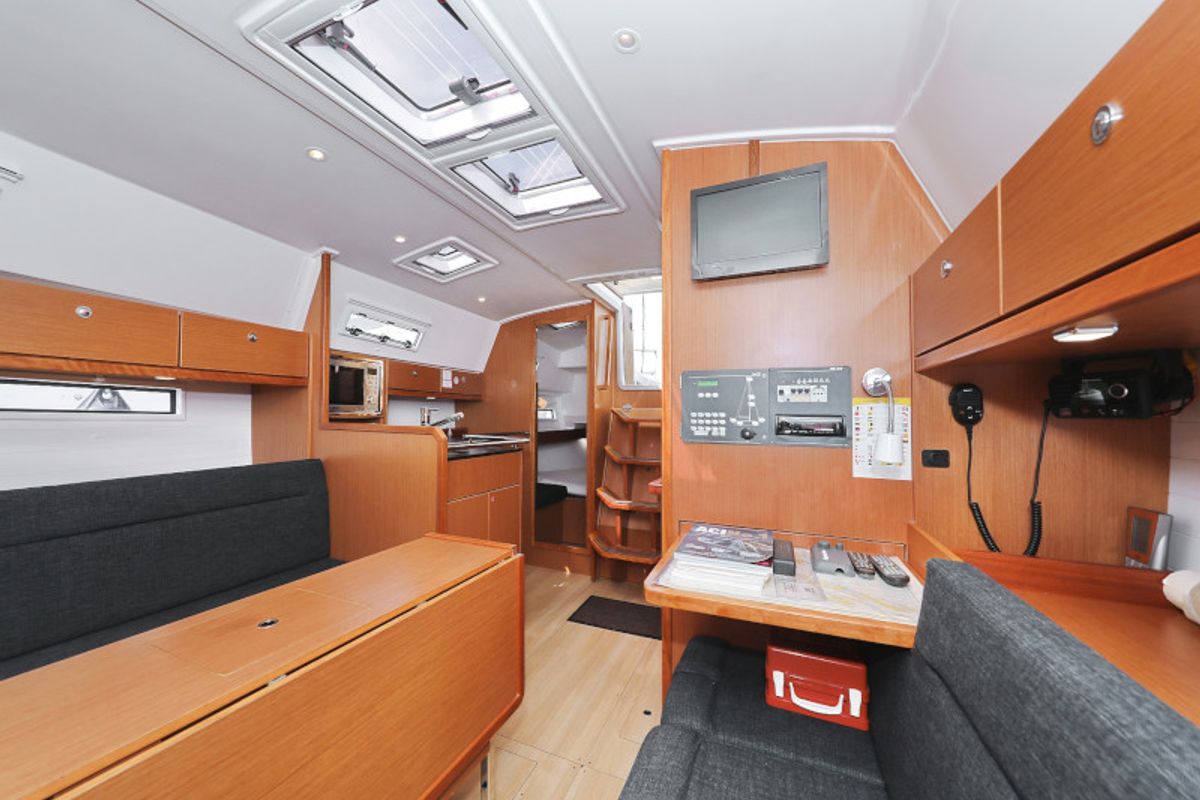 Salon of Petra M, a Bavaria 36 Cruiser sailboat at Zadar, Croatia