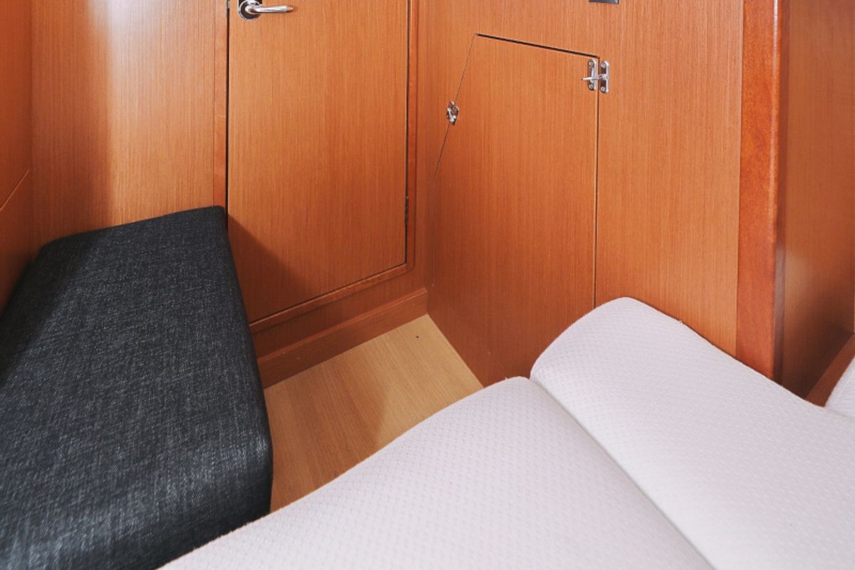 Cabin on Petra M, a Bavaria 36 Cruiser sailboat at Zadar, Croatia