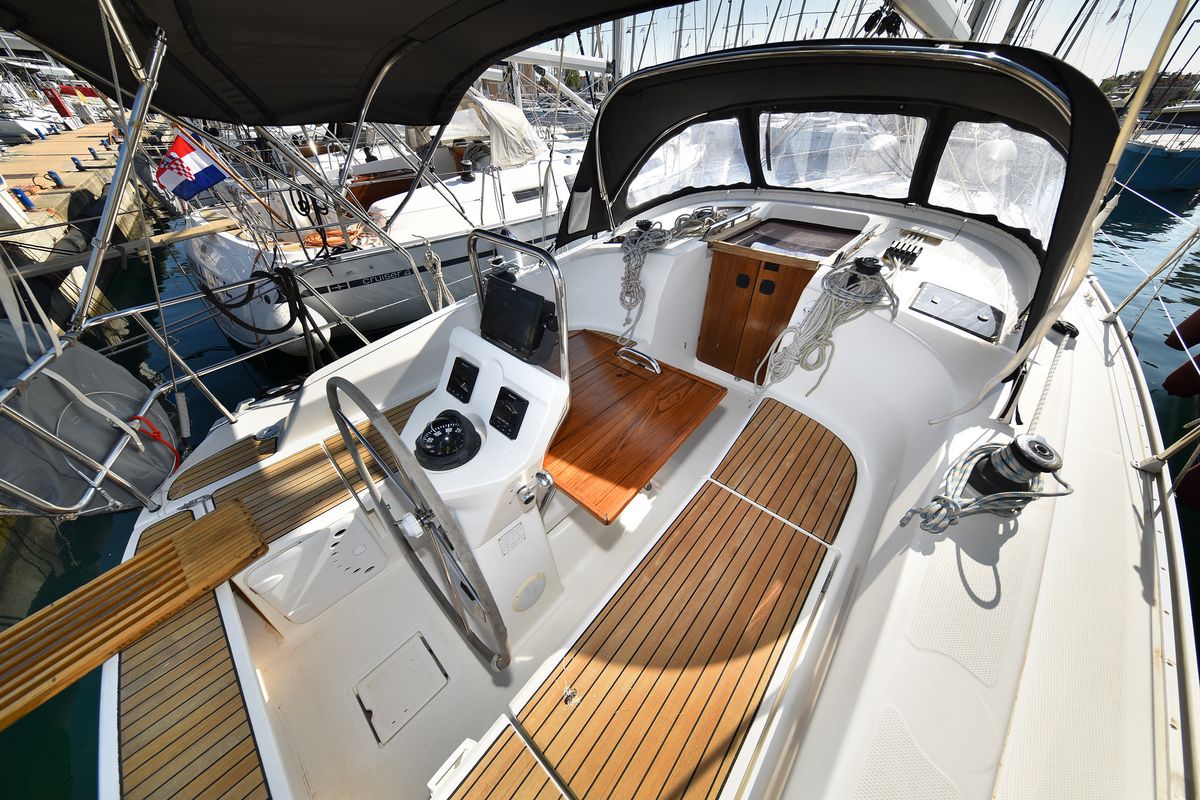 Deck of Petra M, a Bavaria 36 Cruiser sailboat at Zadar, Croatia