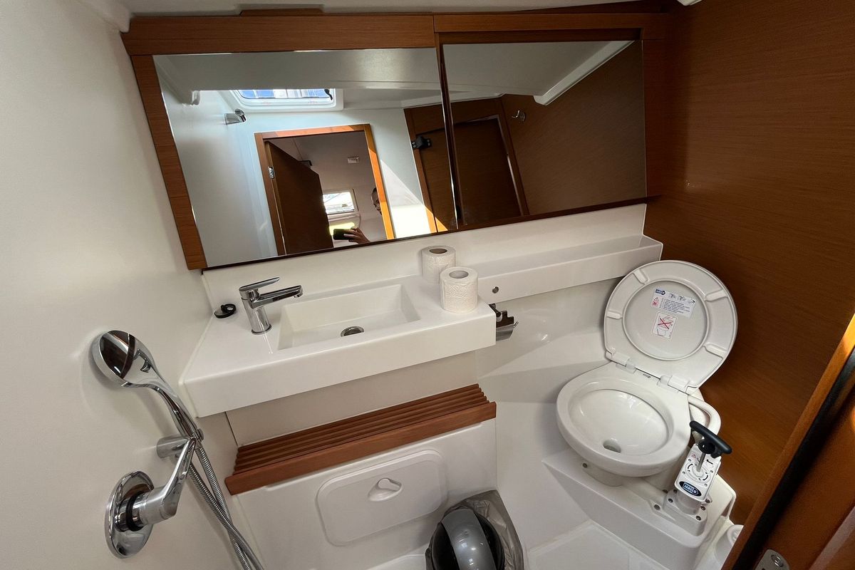 Head on Art Vandelay, a Jeanneau Sun Odyssey 440 sailboat at Općina Marina, Croatia