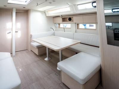 Salon of Agape - Premium line, a Beneteau Oceanis 51.1 sailboat at Rosignano Solvay, Italy