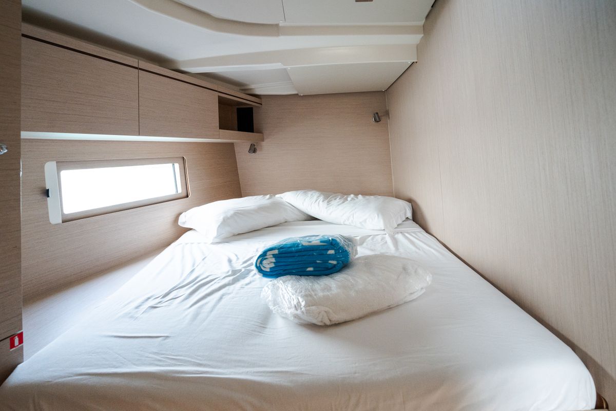 Cabin on Agape - Premium line, a Beneteau Oceanis 51.1 sailboat at Rosignano Solvay, Italy