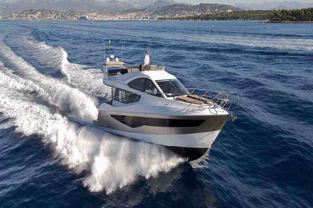 Exterior view of Gremix, a Galeon 550 Fly yacht at Grad Šibenik, Croatia