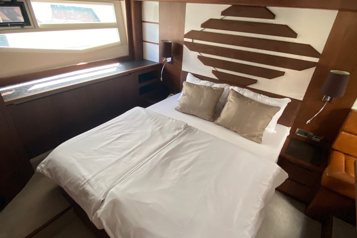 Cabin on Gremix, a Galeon 550 Fly yacht at Grad Šibenik, Croatia