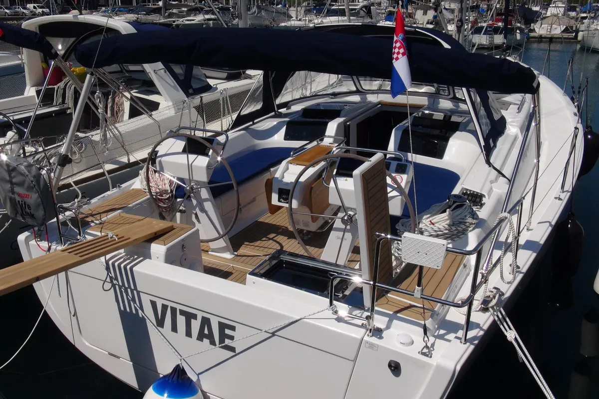 Exterior view of Vitae, a Hanse Yachts Hanse 455 sailboat at Općina Medulin, Croatia