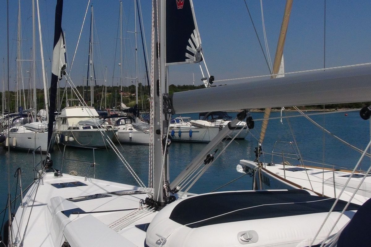 Deck of Vitae, a Hanse Yachts Hanse 455 sailboat at Općina Medulin, Croatia